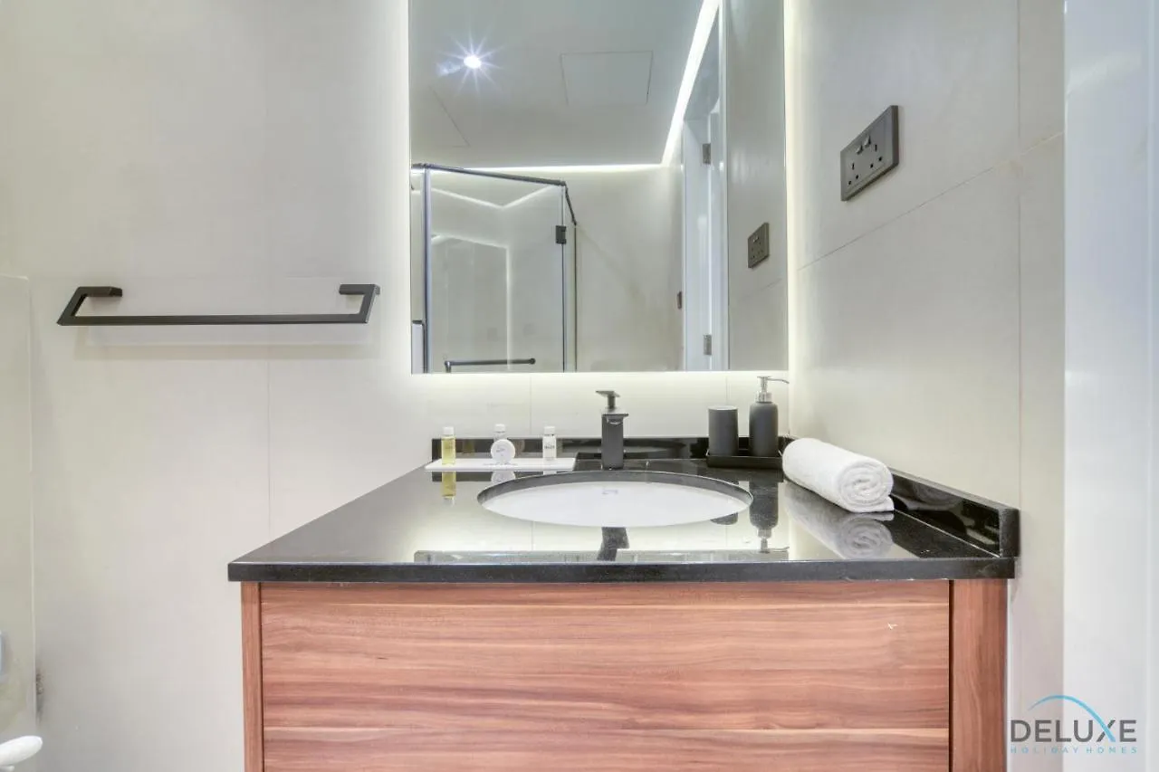 Modern 1Br At Marina Park Dubai Marina By Deluxe Holiday Homes United Arab Emirates